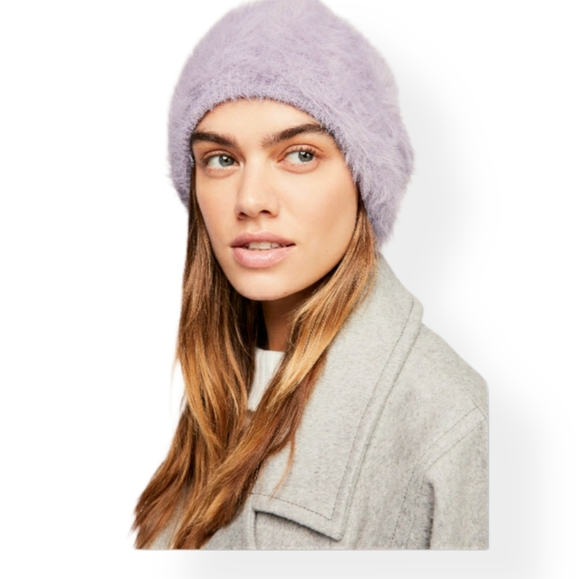 Free People Lavender Fluffy Beanie ✨